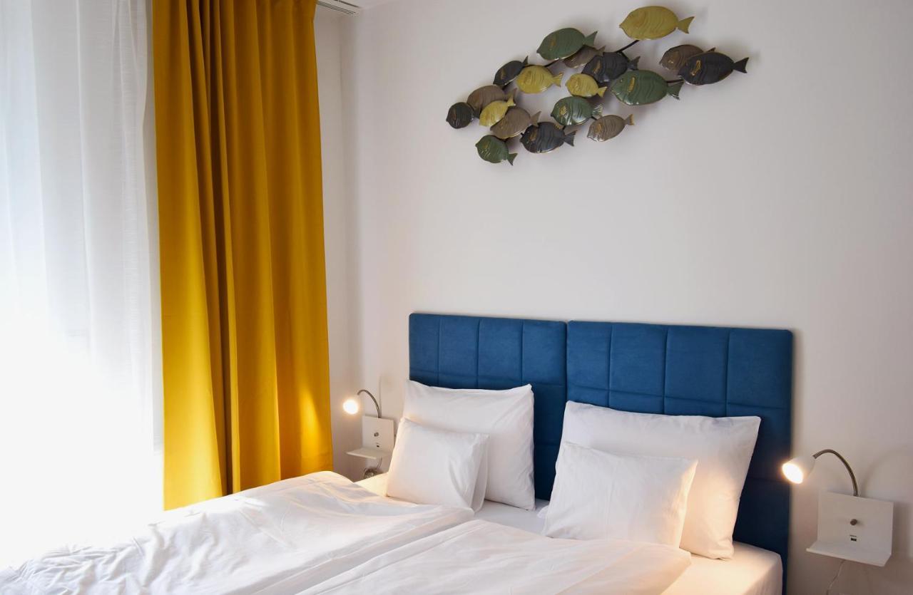 Sunset Resort - Lakeside Boutique Apartments Fonyód Esterno foto